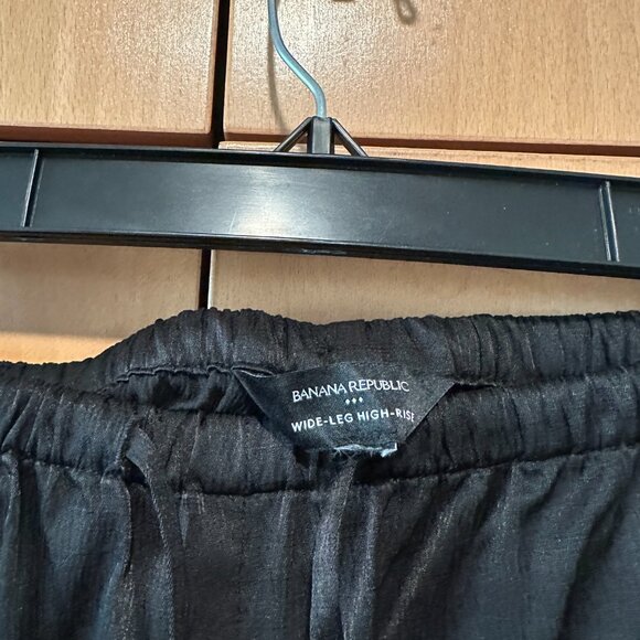 Banana Republic Wide-Leg Crinkled Satin Pull-On Pants Black XXS - Picture 5 of 5